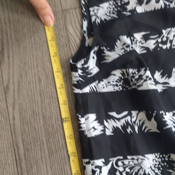 Michael Kors Summer Dress - Picture 8 of 12